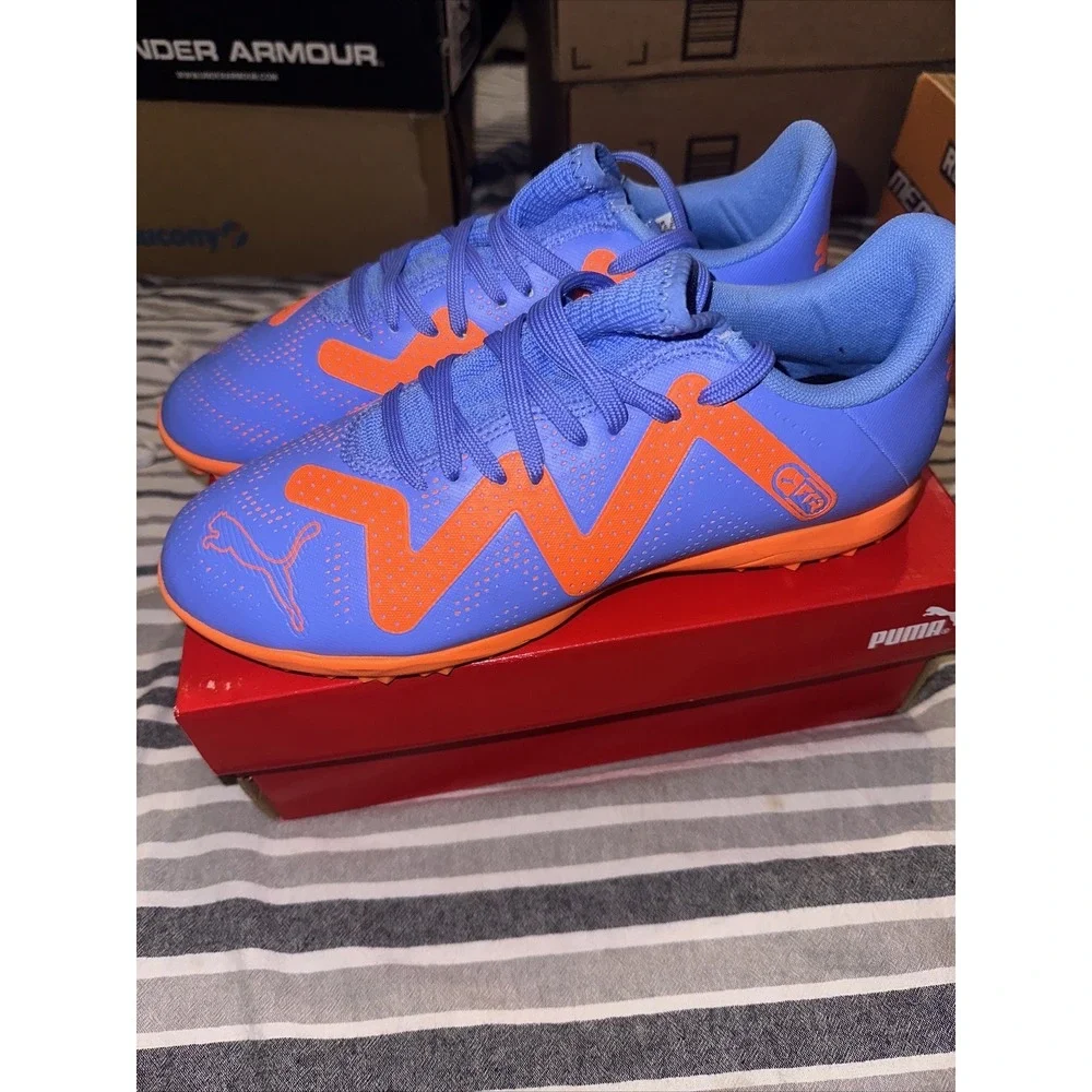 PUMA FUTURE Play TT‎ Junior Soccer Cleats size 5.5 Youth Blue/Orange